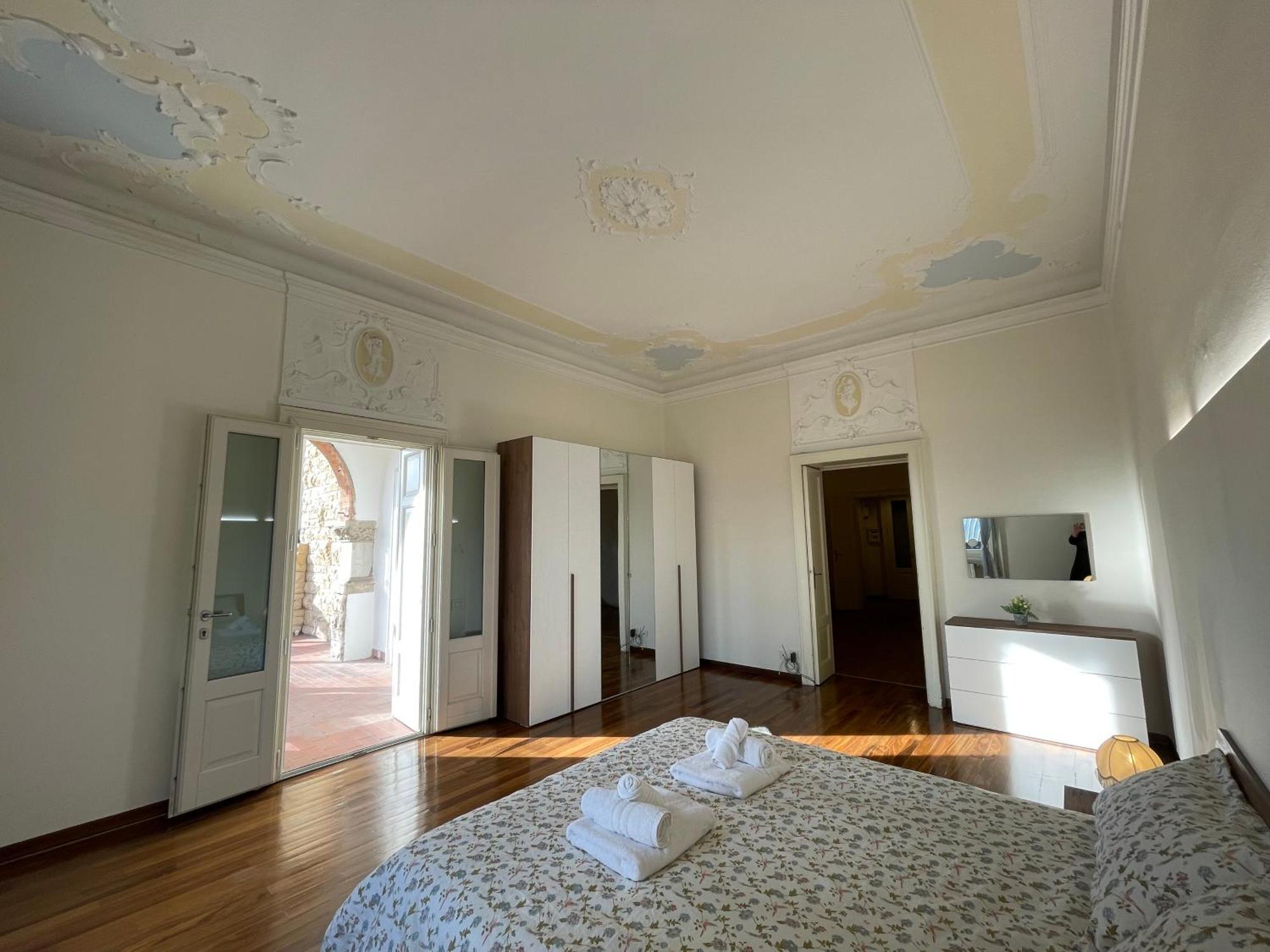 Bg Central Royal Suite Con Parcheggio - Vista Citta Alta Bérgamo Exterior foto
